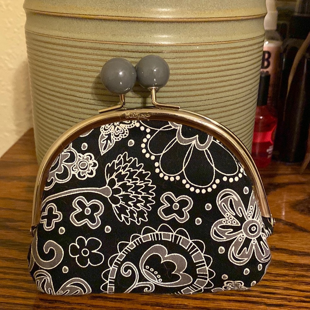 Thirty One Double Kiss Closure Coin Purse